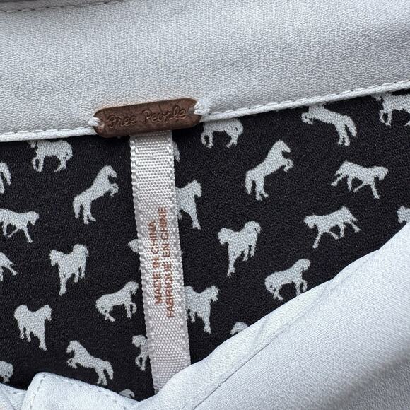 Free People Black White Horse Print Long Sleeve Collared Blouse~Relax Fit~Large - Picture 3 of 6